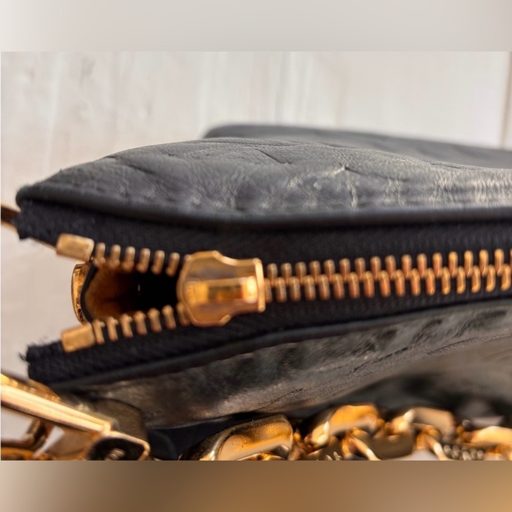Louis Vuitton Black Coussin MM - Picture 8 of 12